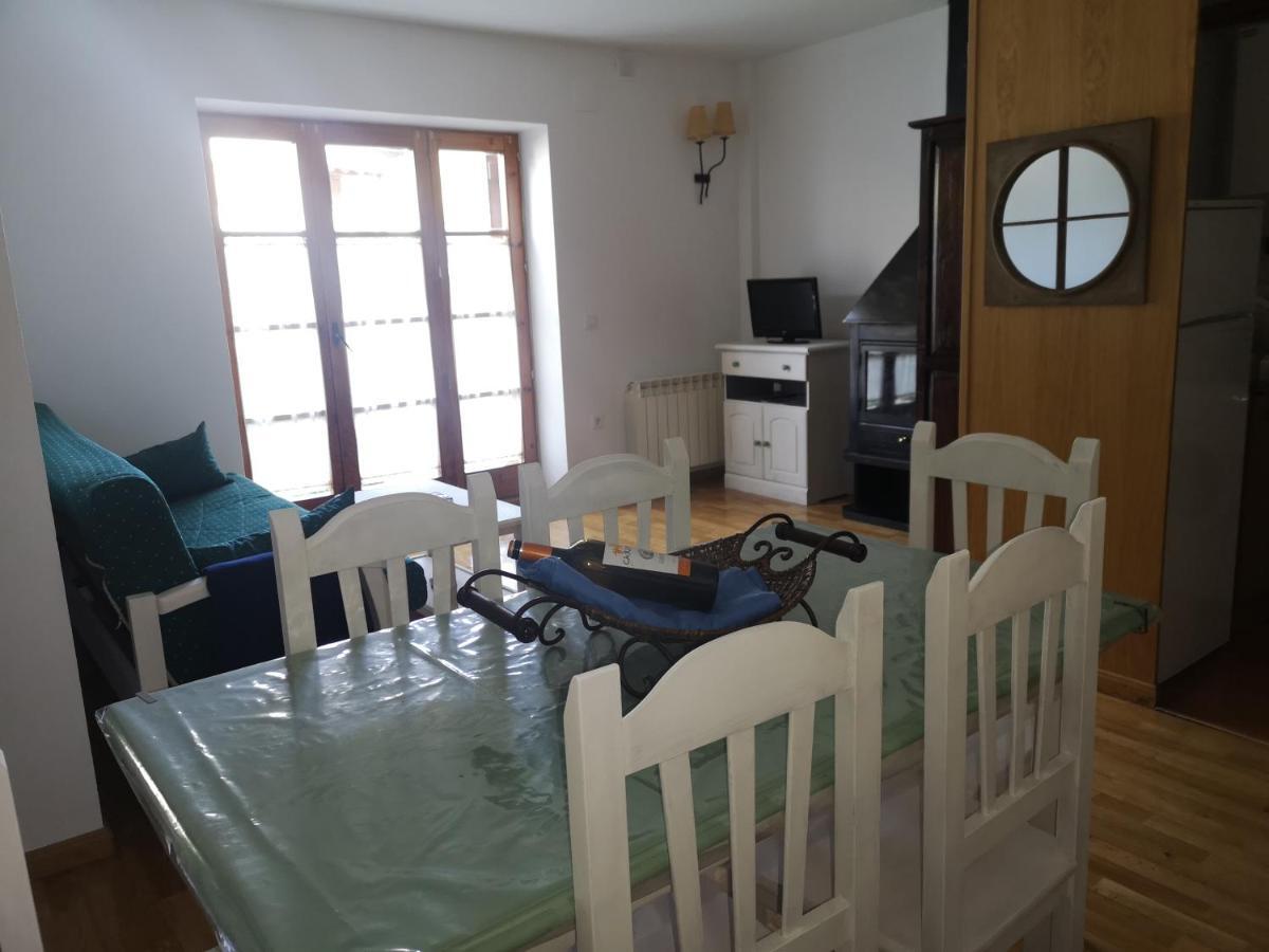 Residencial Valle De Benasque Eksteriør billede